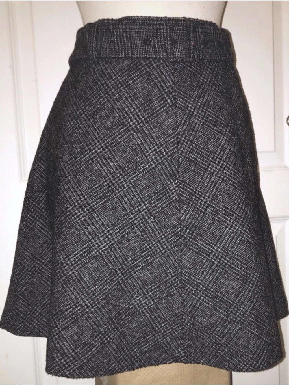 NWT Zara Black & White Full Mini Short Skirt w/ Belt - Medium / Retail $49.90